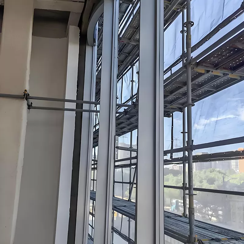 Фин челик во форма на Т