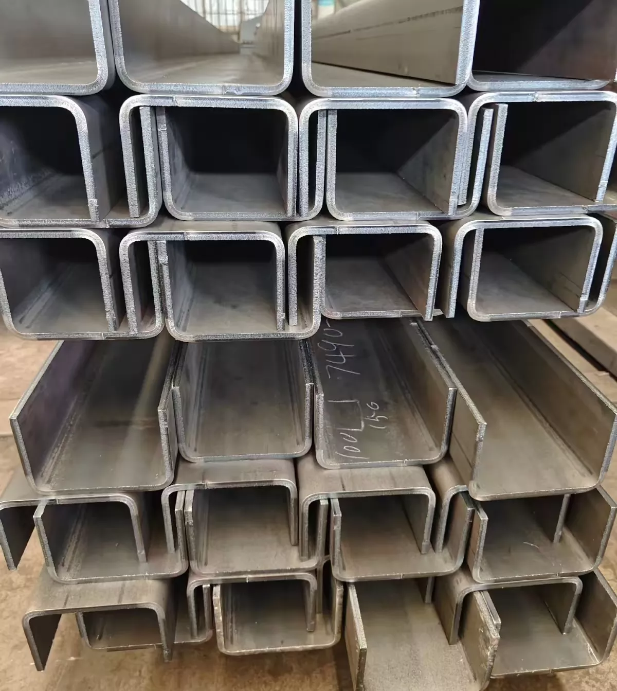 U канал челик